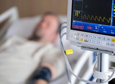 Ricoverato per intossicazione da bromuro: aveva chiesto a ChatGpt come sostituire il sale da cucina