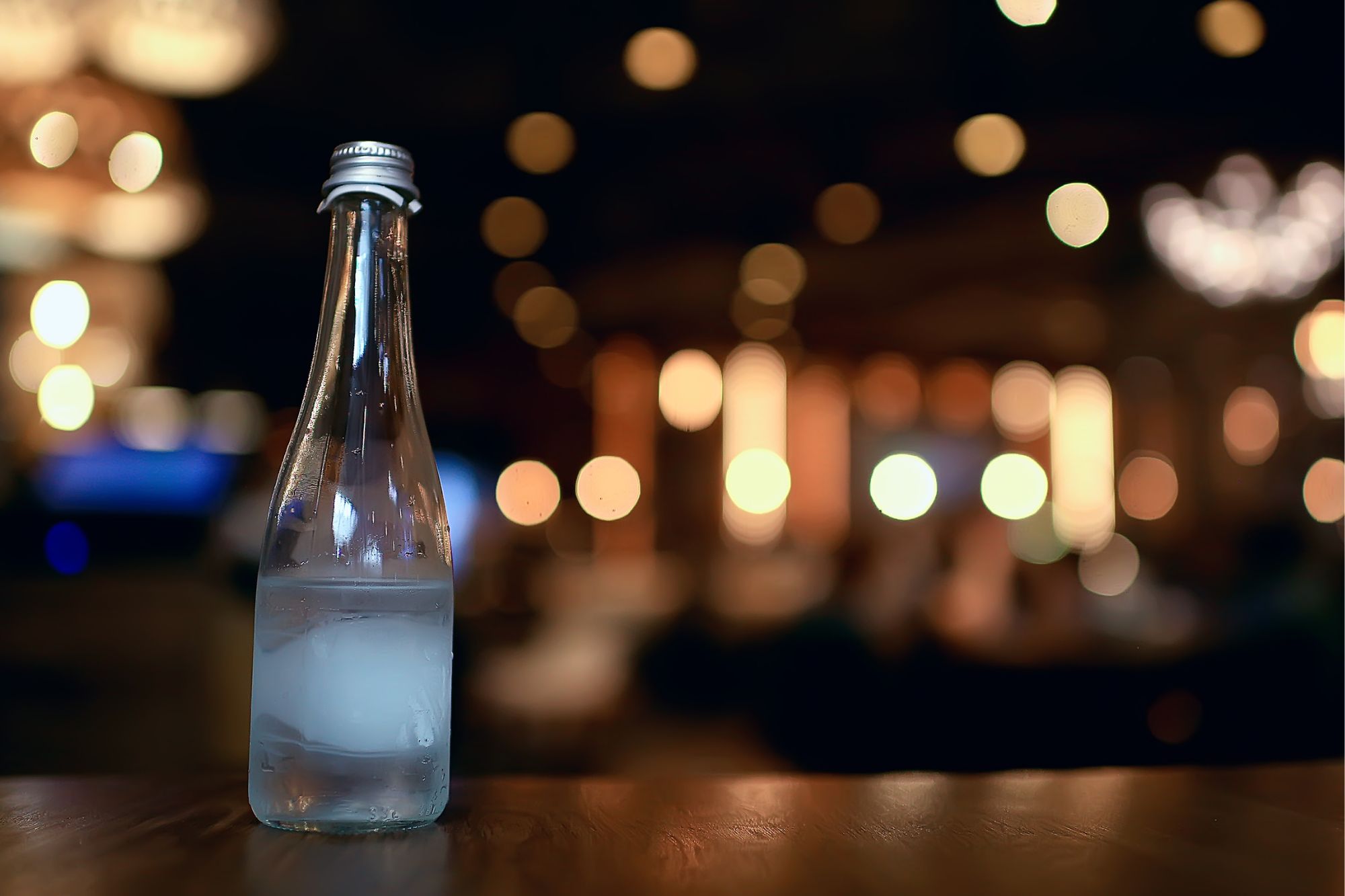 Verso una generazione di astemi? Così un ristorante propone un “menù d’acqua”