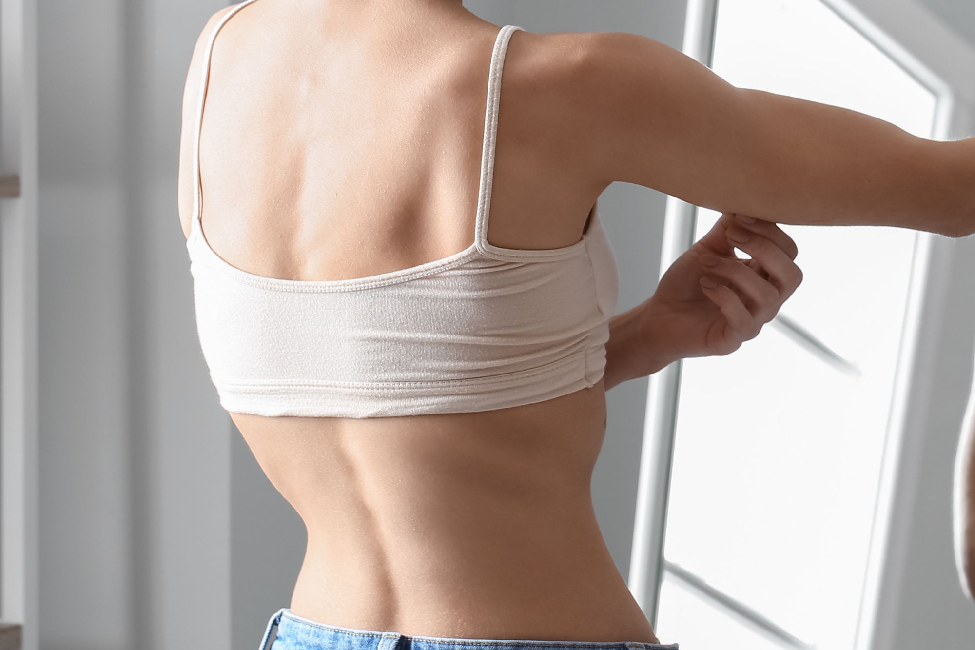 “Clavicole sporgenti e visi smunti”, denunciata Zara per la magrezza delle modelle