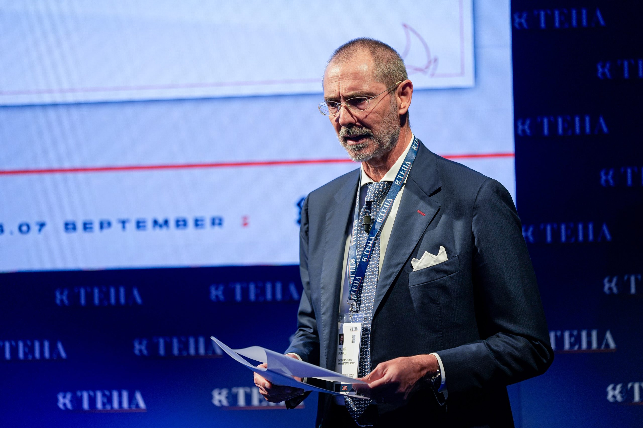 Italia in crisi di capitale umano, l’appello dal Forum Ambrosetti: “Fate presto”
