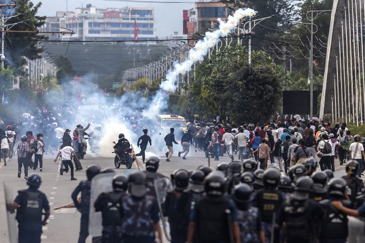Nepal, si dimette il primo ministro dopo la repressione della protesta social