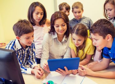 Il 42% degli insegnanti si dichiara favorevole all’uso dell’Ai tra i banchi di scuola