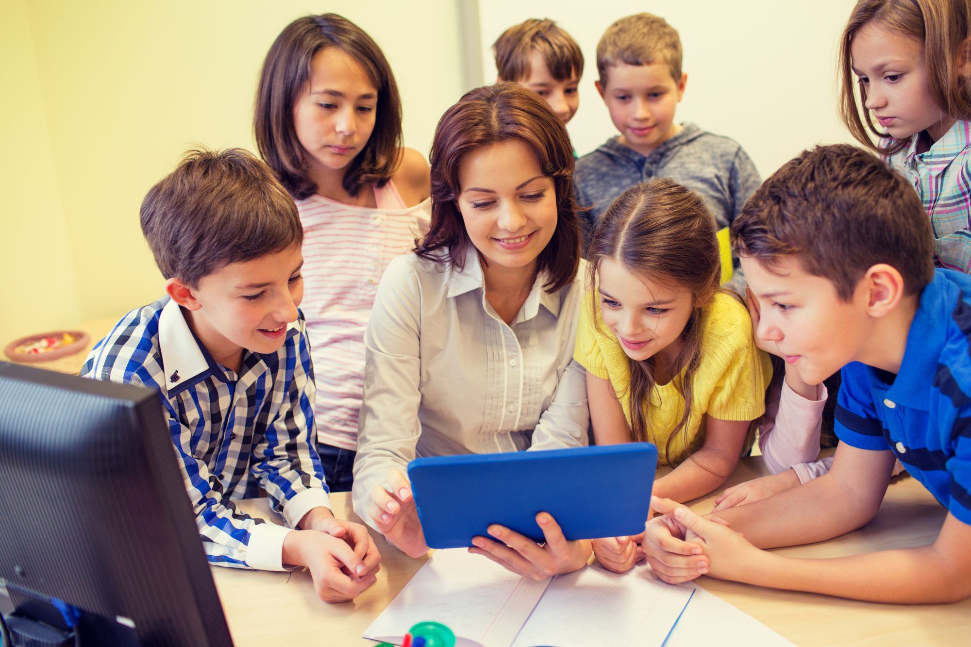 Il 42% degli insegnanti si dichiara favorevole all’uso dell’Ai tra i banchi di scuola