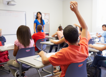 Distratti o geniali? La scuola italiana di fronte alla fine dello studente medio