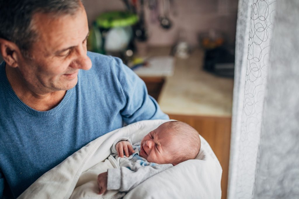 Uomo Papa Anziano Figlio Canva