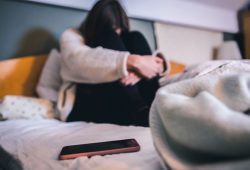 Vip italiane spogliate con l’intelligenza artificiale: scoperto nuovo sito di deepnude