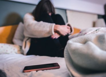 Vip italiane spogliate con l’intelligenza artificiale: scoperto nuovo sito di deepnude