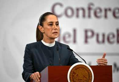 Palpeggiata in strada, la presidente del Messico denuncia