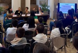 Educazione all’affettività, nasce “Spazio Emozione”: il progetto delle prime aule nelle scuole