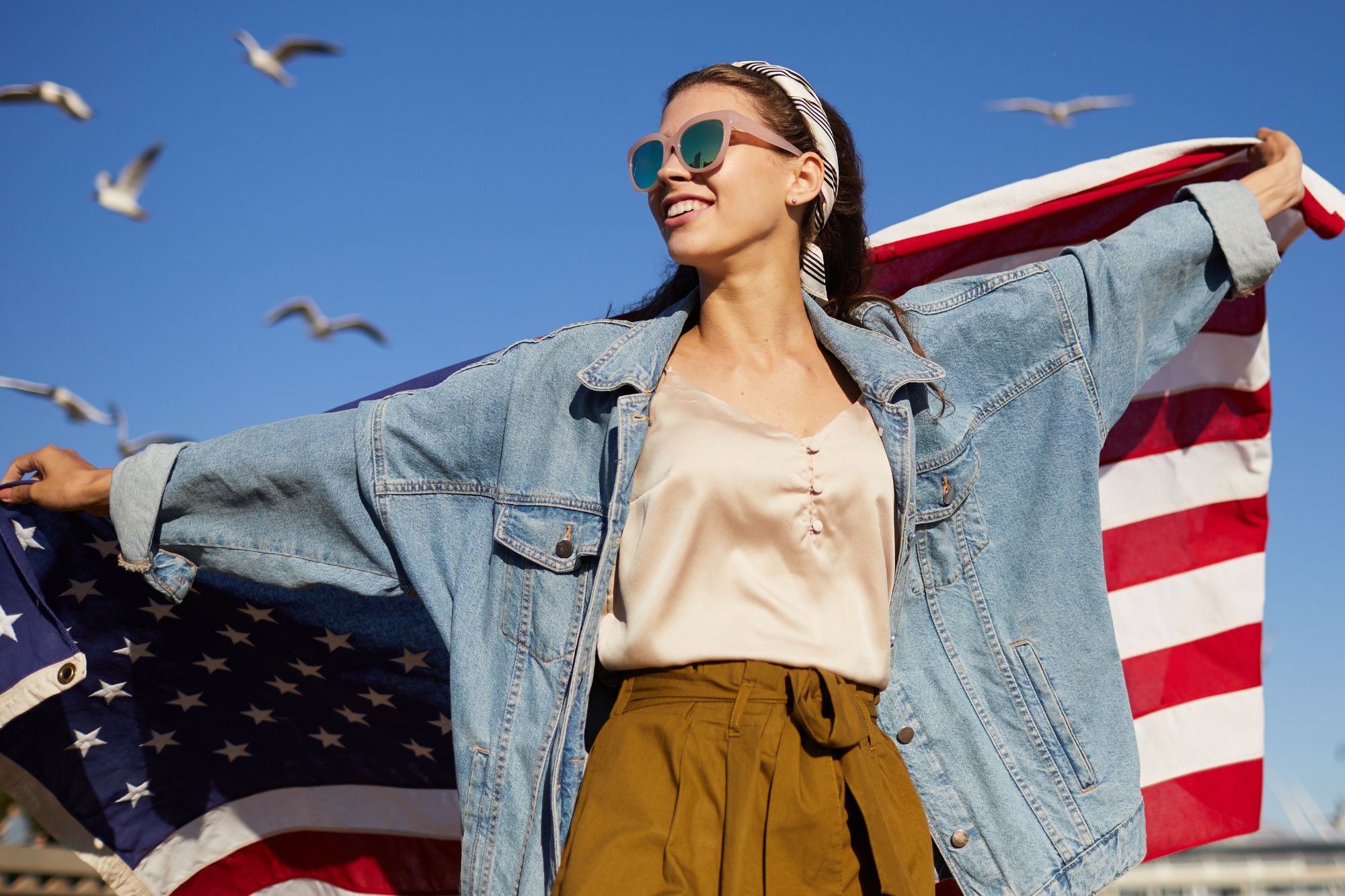 Addio “Sogno americano”, quattro giovani donne su 10 lascerebbero gli Stati Uniti