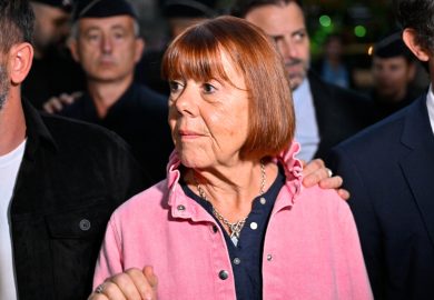 Francia, svolta storica sullo stupro: approvata la legge Pelicot