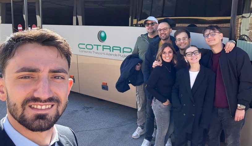 Da Milano a Bari con la Corriera di Natale: “Ci hanno scritto in cinquecento, successo oltre le aspettative”