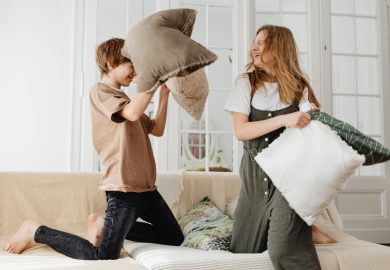 Il segreto danese per disintossicare i ragazzi da smartphone e social