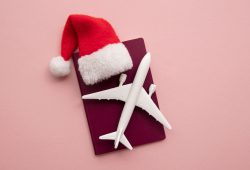 Caro voli Natale 2025: prezzi aerei verso Sicilia e Sardegna fino al +900%