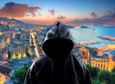 Turismo di massa e violenza, Napoli tra bellezza e insicurezza