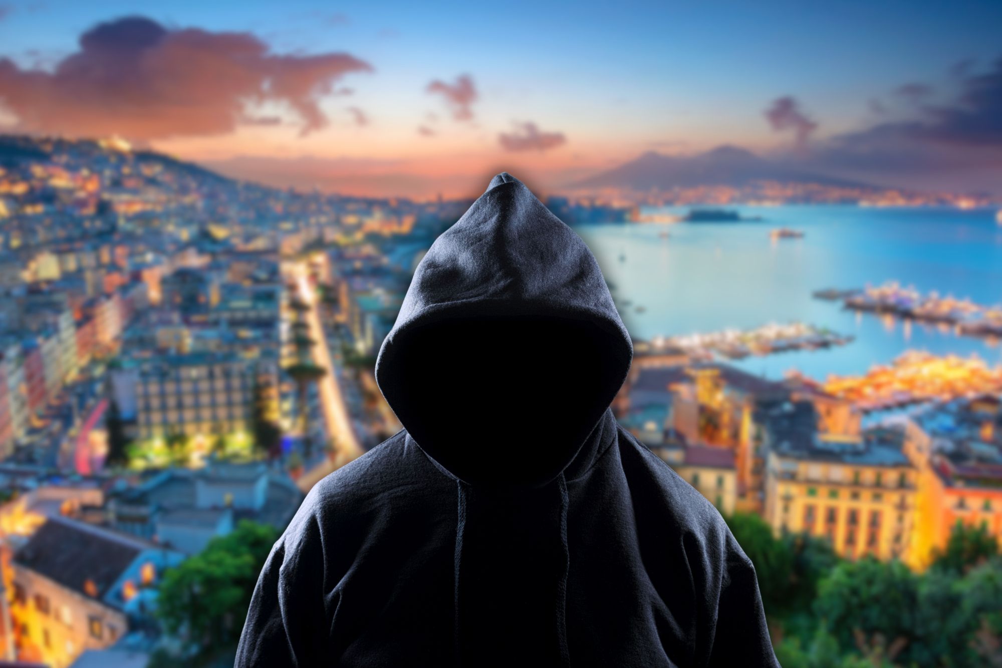 Turismo di massa e violenza, Napoli tra bellezza e insicurezza