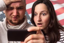 Dimmi cosa posti e ti dirò se entri: gli Usa chiedono di vedere i tuoi social e dove vivono i tuoi parenti