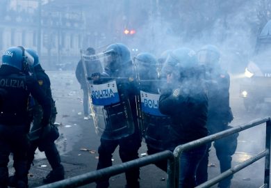 Sicurezza, i numeri del consenso: 7 italiani su 10 favorevoli al decreto