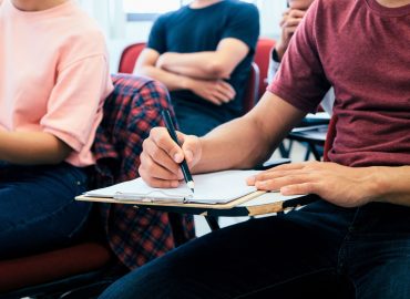 La Grecia ha un problema con gli studenti fuoricorso