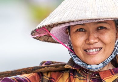 “Importiamo donne da Vietnam e Sri Lanka per fare figli”, funzionario espulso dal partito