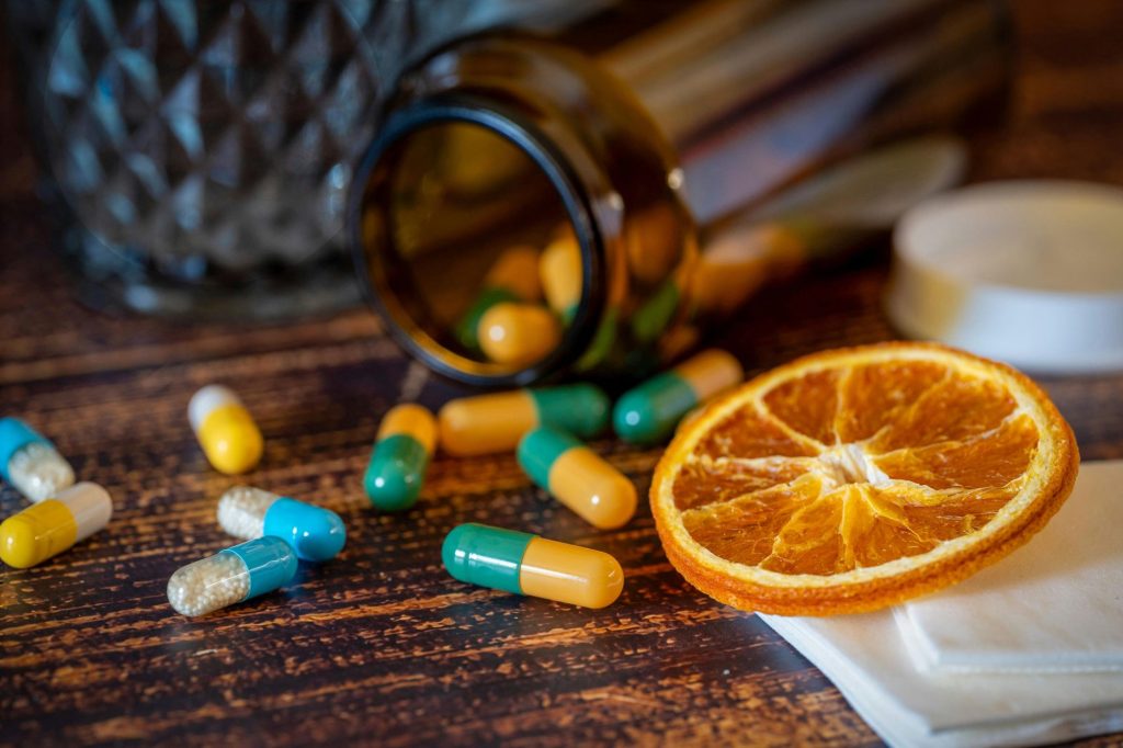 Integratori farmaci canva