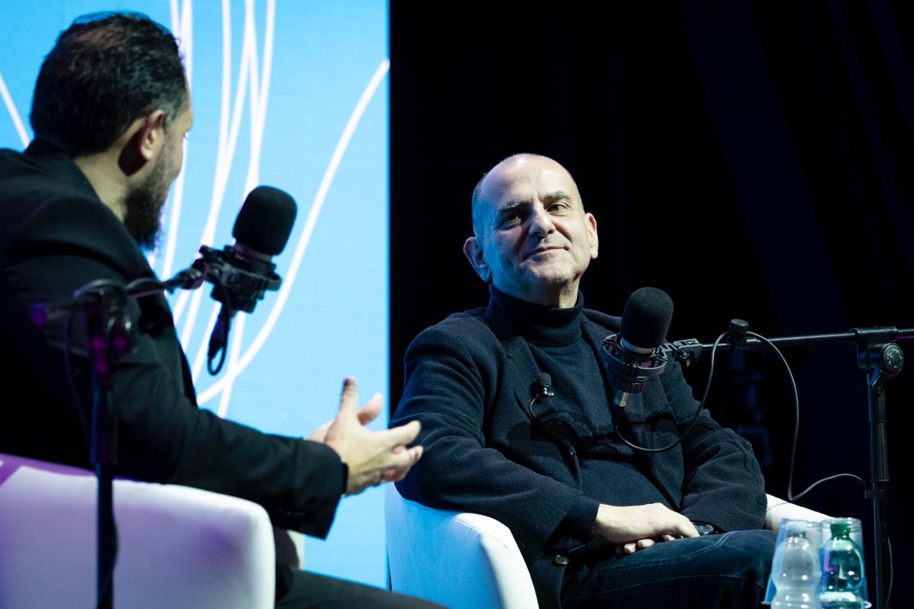 Alberto Pellai e la regola del 30%: perché l’iperprotezione rende fragili i figli