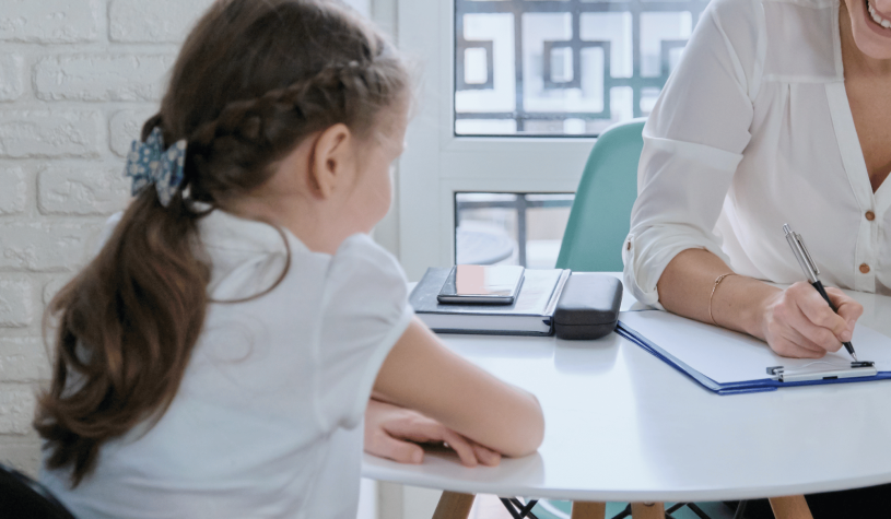 Psicologo a scuola nel Lazio, c’è la legge: si parte nel 2026-2027