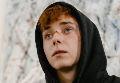 Decreto sicurezza e coltelli: scatta la responsabilità “automatica” dei genitori