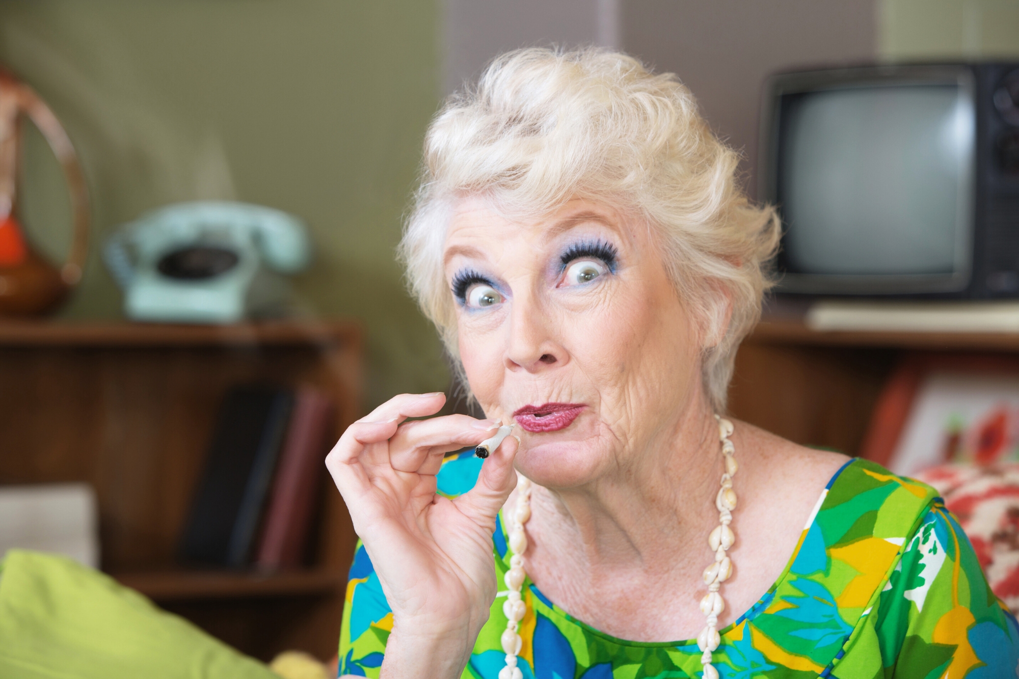 Cannabis negli adulti, aumenta la salute cerebrale? La sorpresa sugli over 40