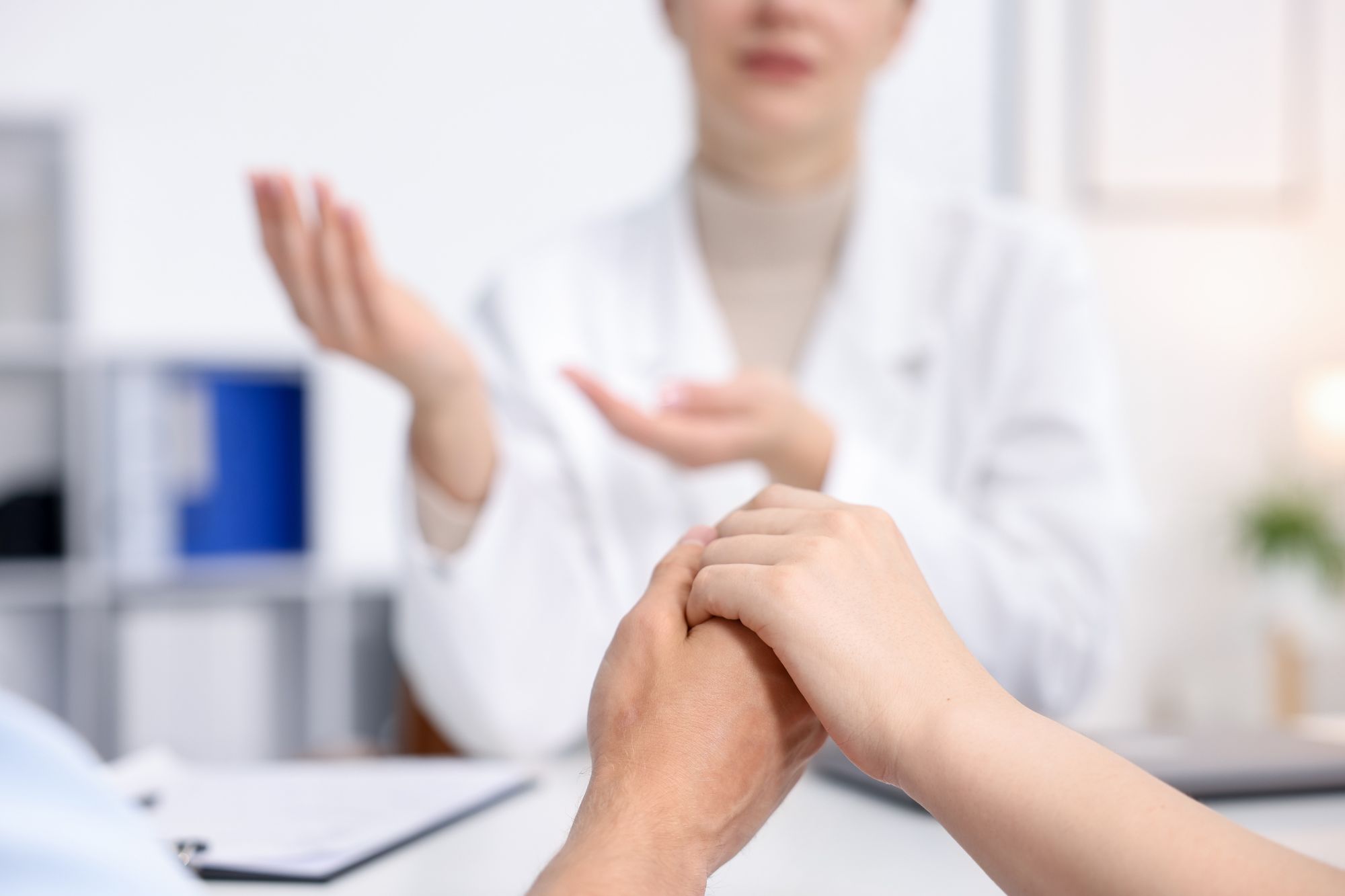 “Biondo con occhi chiari”, poi la sorpresa: il dramma di una coppia in cerca di un figlio a Cipro Nord