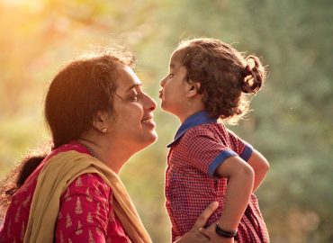 Crisi demografica in India, perché il Sud ora paga le donne per fare più figli