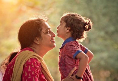 Crisi demografica in India, perché il Sud ora paga le donne per fare più figli
