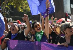 Le donne cilene sfidano il governo di destra di Kast