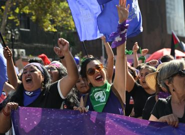 Le donne cilene sfidano il governo di destra di Kast