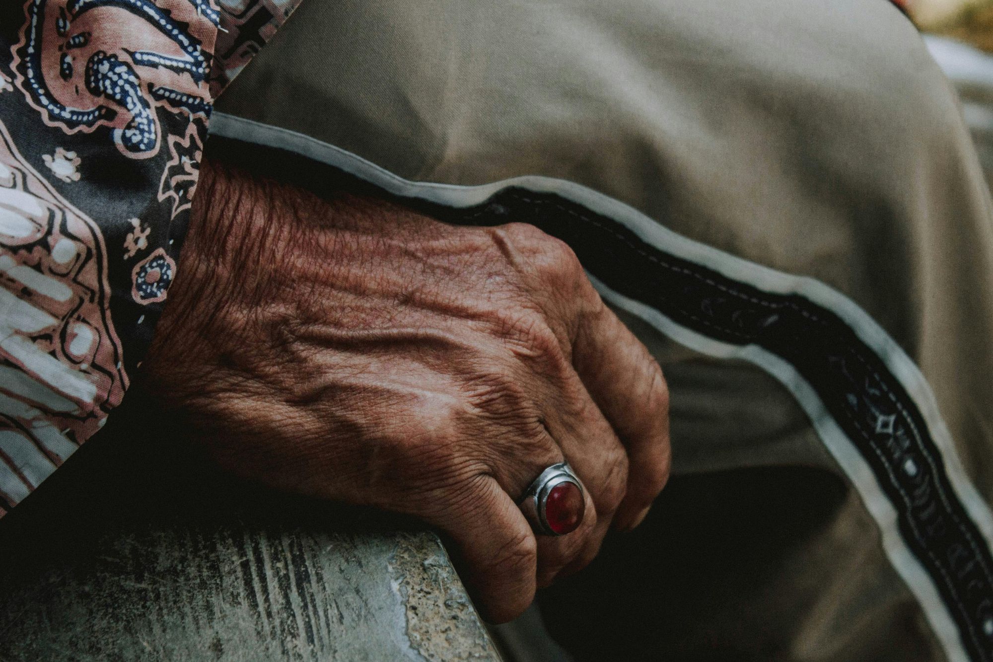 La fine della vecchiaia? Uno scienziato di Harvard spiega come “ripulire” le nostre cellule