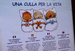 “Ti abbiamo amato dal primo istante”: la storia di Pietro trovato nella Culla per la vita a Bergamo