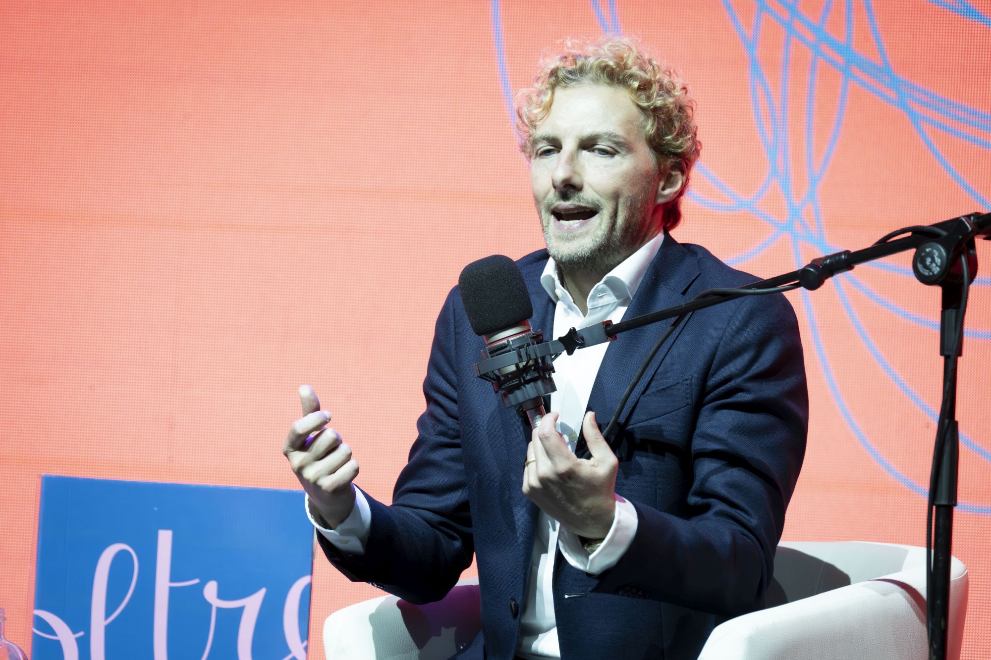 “La dea Ansia” entra in classe: il j’accuse di D’Avenia sulla scuola del rendimento