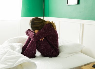 Depressione, ansia e panico: il volto della salute mentale italiana è donna