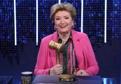 Mara Maionchi sul tradimento: “Perché rovinare una famiglia per cinque minuti di festa?”