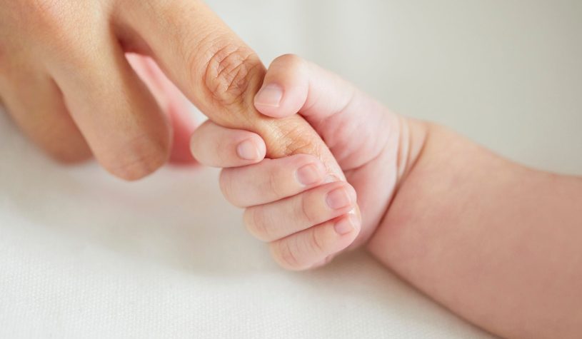 Un ‘salvadanaio previdenziale per neonati’: cos’è la proposta contro le pensioni povere