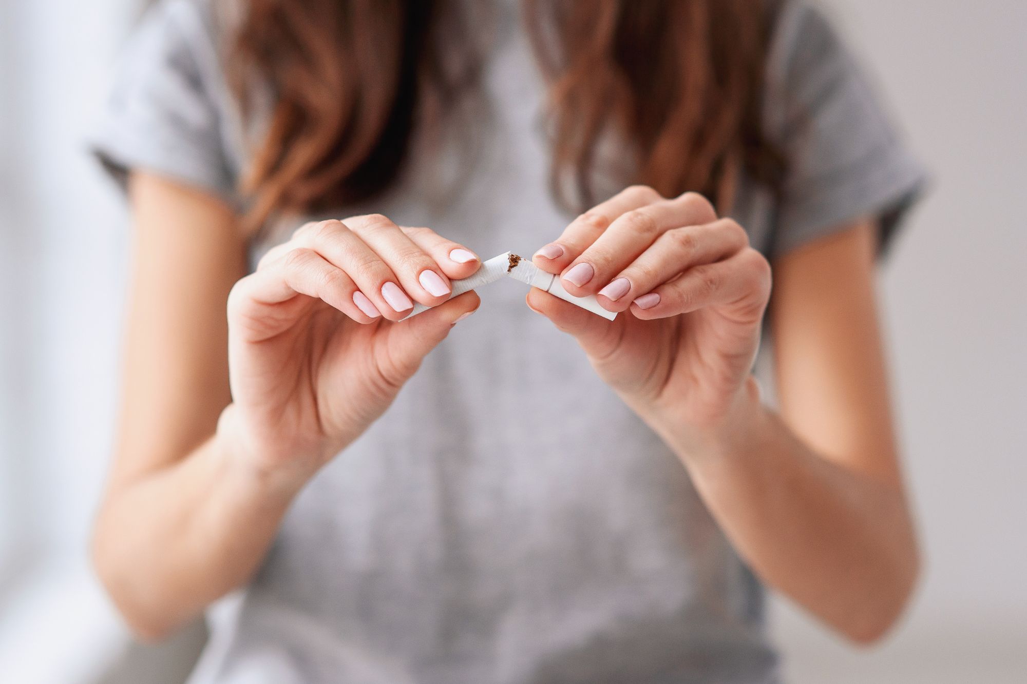 “La prima generazione libera dal fumo”, così il Regno Unito vieta le sigarette ai maggiorenni