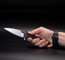 Ragazzi con il coltello in tasca: quando l’arma diventa un modo per dire “io esisto”