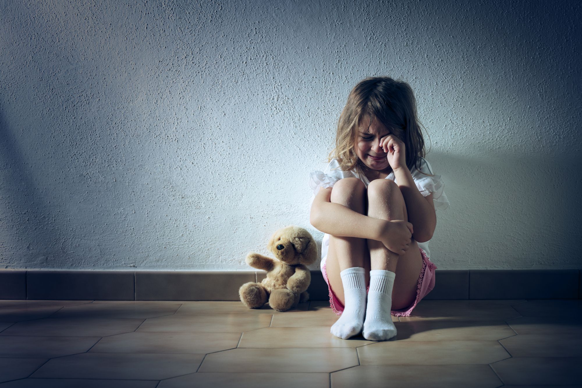Abusi sessuali su bambini di tre anni, coinvolto il personale scolastico