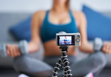 Fitinfluencer, perché fanno “male” alla salute mentale dei giovani: lo studio