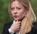 Giorgia Meloni spogliata con l’Ai: “Strumento pericoloso: oggi a me, domani a chiunque”