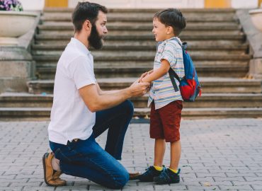 Educazione emotiva, come una generazione sta riscrivendo il dialogo in famiglia