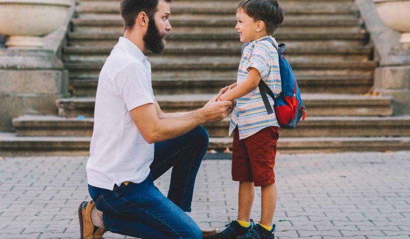 Educazione emotiva, come una generazione sta riscrivendo il dialogo in famiglia