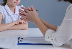Scuola, arriva AscoltaMi: come funziona il servizio per la salute mentale dei giovani