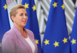 Frederiksen: “Social media? Preferirei che mio figlio fumi”