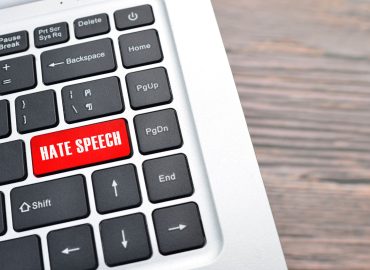 Più della metà dei giovani è esposto a contenuti ostili o denigratori online